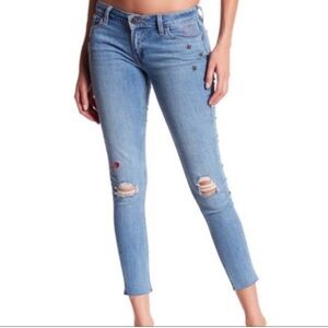 NEW Levi’s Blue Distressed Super Skinny Jeans with Embroidery and Metal Detail